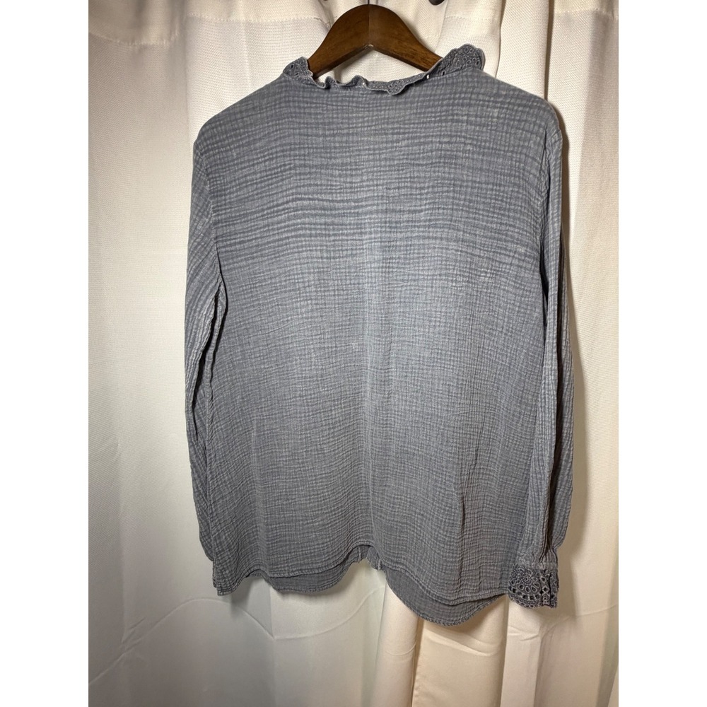 Mazik Gray Rayon Gauze Crochet Trim Button Down Top Blouse MK8004 Womens Small - Picture 3 of 4